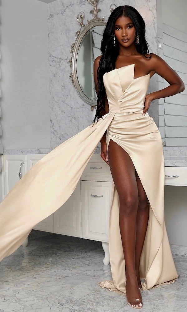 http://www.modaglamboutique.com/cdn/shop/products/Monroe-Strapless-Champagne-Gown-4.jpg?v=1661462102
