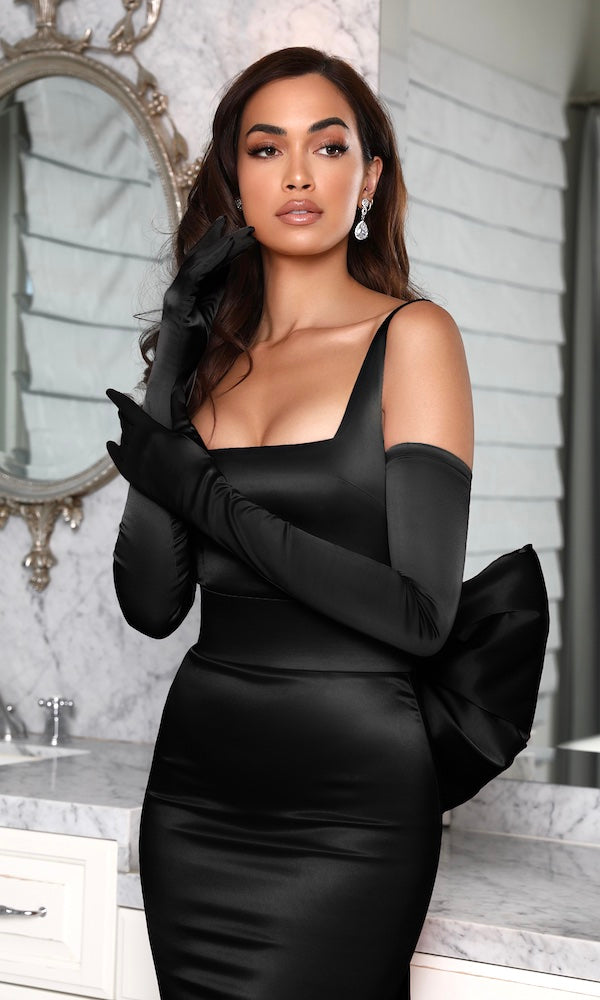 Angelina Oversized Bow Gown- Black