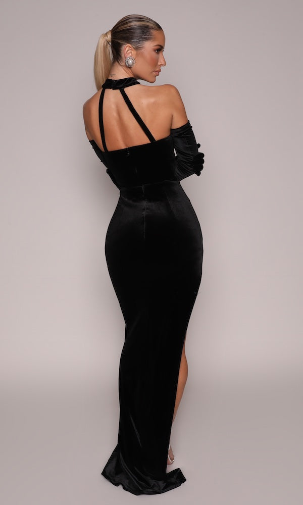 Chantal Strapless Velvet Gown- Black